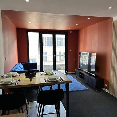 Appt De Standing Centre Ville Tarbes Bagian luar foto